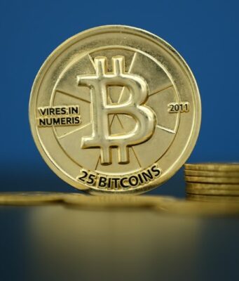 Основатель TRON предложил создать DAO для сбора средств на защиту Павла Дурова от обвинений во Франции